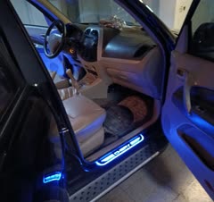 نصب پا رکابی ال ای دی دار