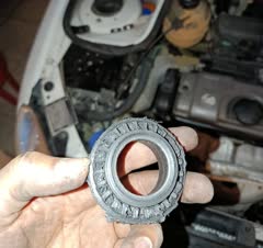 تعویض هرز گرد تسمه دینام ۲۰۶