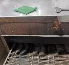 با مهارت بالا و بهترین کیفیت با شوینده های مختلف و مخصوص