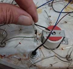 رفع ایرادات واتصالات چراغهای روشنایی و لوستر