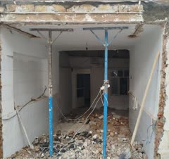 تخریب و باز سازی خانه