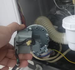 تست و تعویض پمپ تخلیه