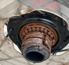 سرویس و تعمیر انواع دوچرخه در محل