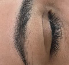 میکاپ دخترانه برای عکاسی تولد مشتری