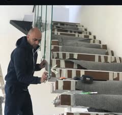 نرده جان پناه شیشه ای