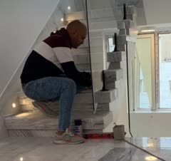 جان پناه راه پله لا شیشه سکوریت