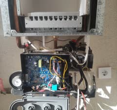 تعویض برد پکیج