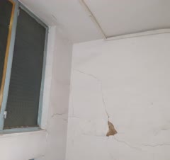 بازسازی و رنگ آمیزی راه پله بعداز 35 سال