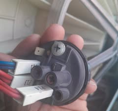آبگیری بیش از حد لباسشویی پاکشوما