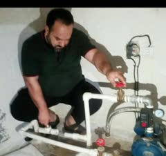 نصب پمپ اب و منبه اب