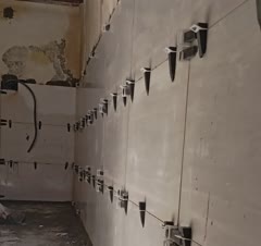 کاشی کار.سرامیک کار بین کابینت.تگری . موزاییک کاری
