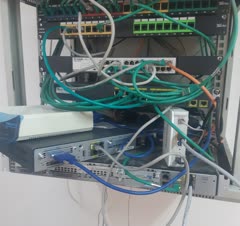 برق شبکه سانترال UPS نصب وراه اندازی وعیب یابی ورفع اشکال شبکه نصب وراه اندازی مودم مخابراتی وایرلس ورفع نویزخط مخابراتی
