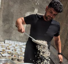 پخت ۱۰۰۰پرس غذای نذری